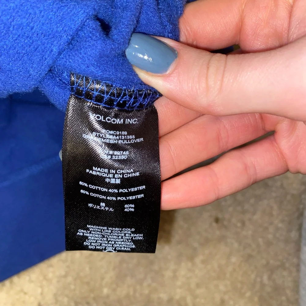 VOLCOM STONE SWEATSHIRT - Picture 6 of 9